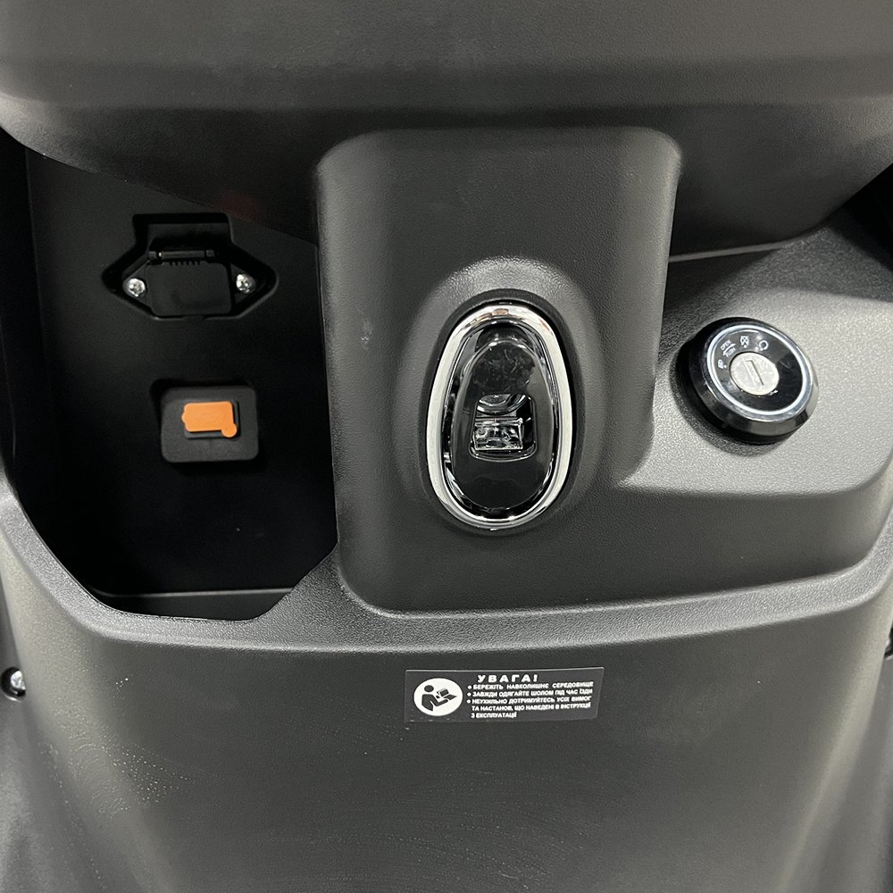 Електроскутер SP1500E-3